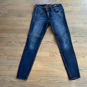 American Eagle Super Stretch Super Low Rise Jegging, medium wash, size 12 Long